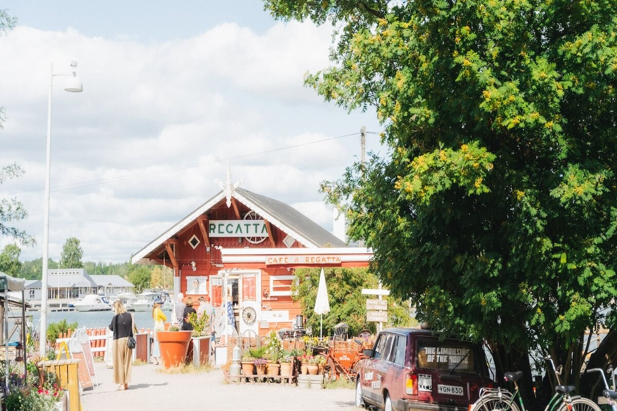 Café Regatta in Helsinki - traditional Finnish café by the sea